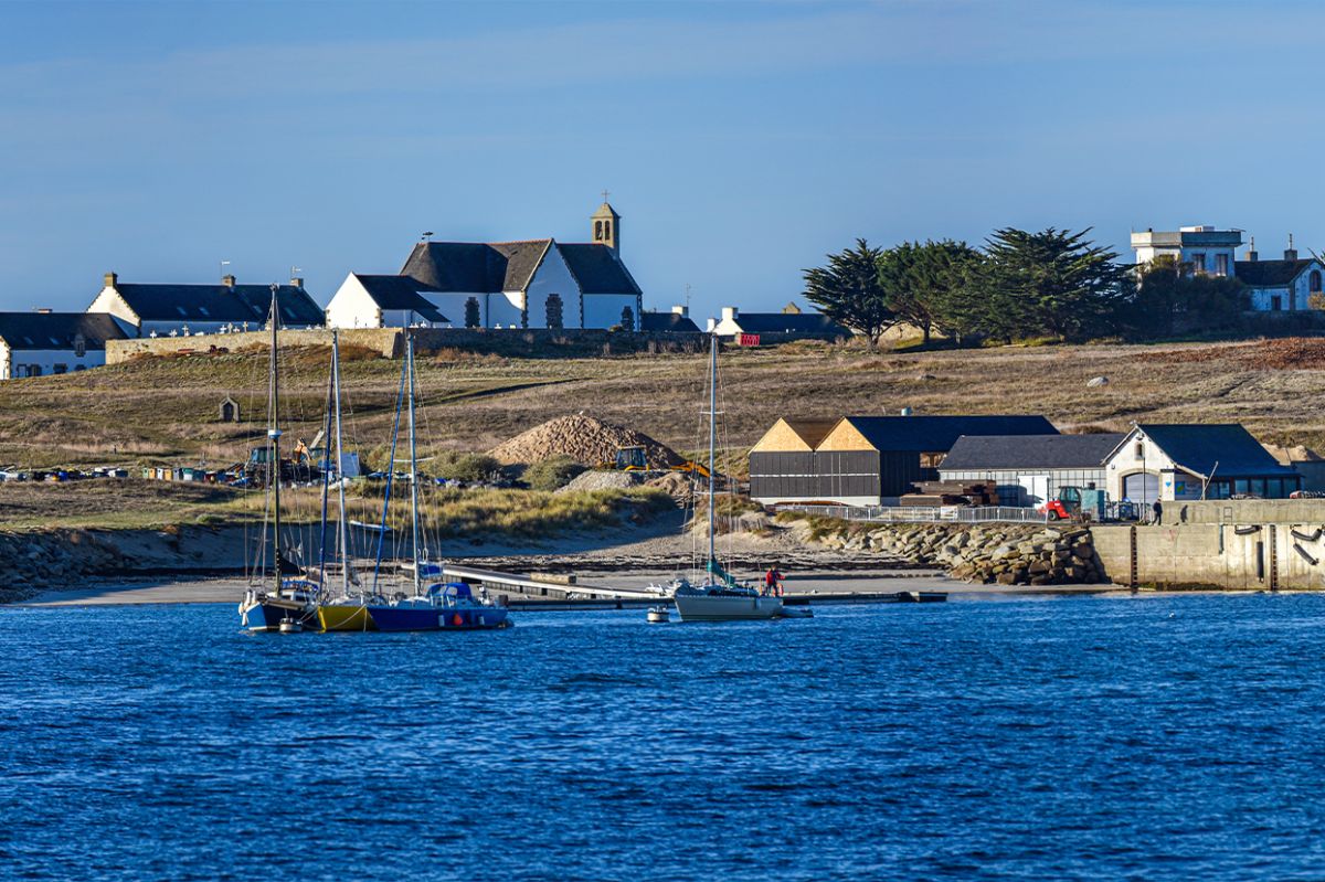 Île de Hoëdic et son port Argol - Morbihan (56) Île de Hoëdic et son port Argol - Morbihan (56)